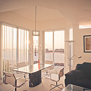 Surfvilla, Wohnzimmer mit Ausblick