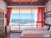 Familien Surfcamp Ferienhaus, Schlafzimmer mit Meerblick