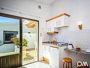 kleine Küche und Terrasse kleine Küche und Terrasse