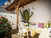 Gemütlicher Balkon zum entspannen nach dem surfen Gemütlicher Balkon zum entspannen nach dem surfen