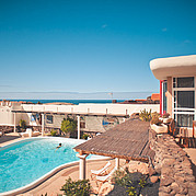 Surfvilla La Pared mit Pool und Meerblick