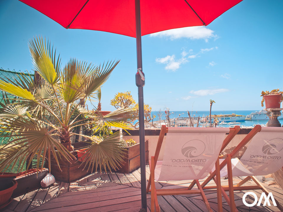 kleiner Garten mit Terrasse im Familien Ferienhaus in Morro Jable